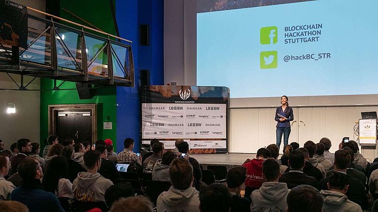 Blockchain Hackathon 2021 findet online statt