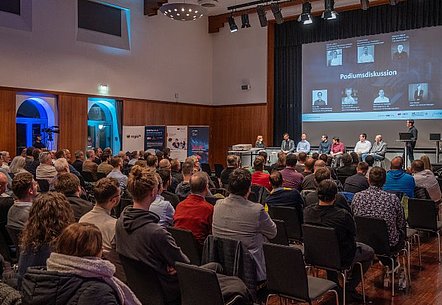 Eindrücke vom Forum IT-Sicherheit 2024 in der Festhalle Leutkirch